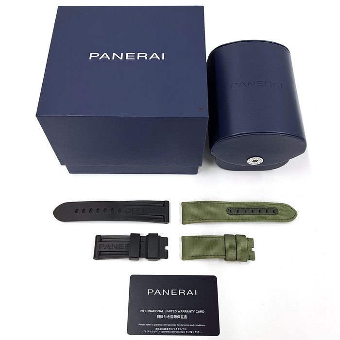 OFFICINE PANERAI 
サブマーシブル クアランタクアトロ ビアンコ 
箱ギャラ付