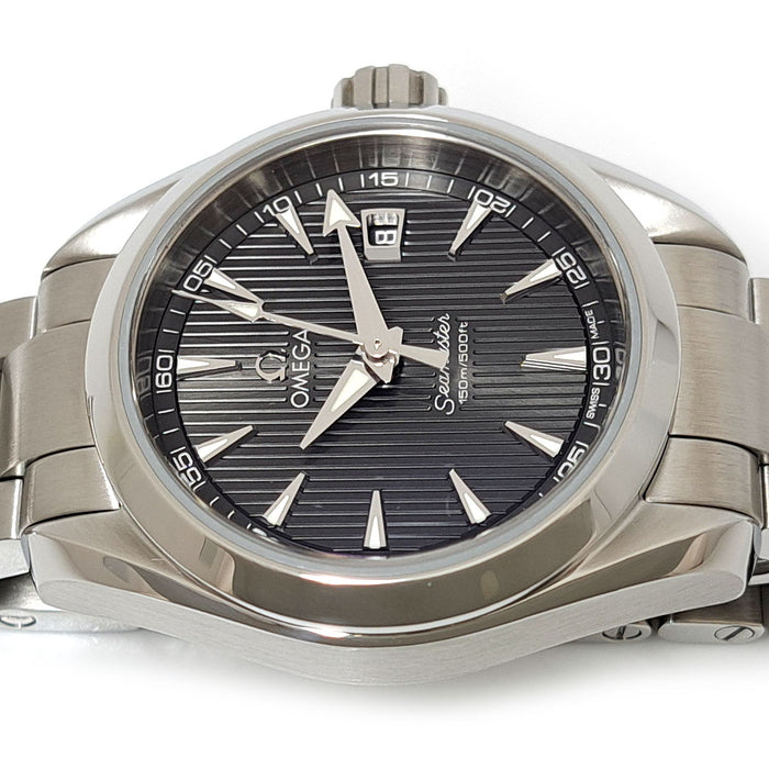 OMEGA 
シーマスター アクアテラ 
Con scatola e garanzia