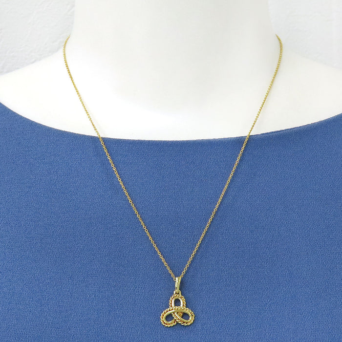 TIFFANY&Co. 
トリニティ ノット ネックレス