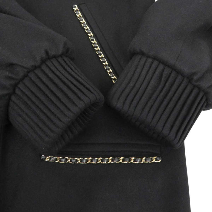CHANEL 
COCO CC ココボタン チェーン ライトゴールドカラー金具 
ココマーク テーラードカラー カシミヤ コート