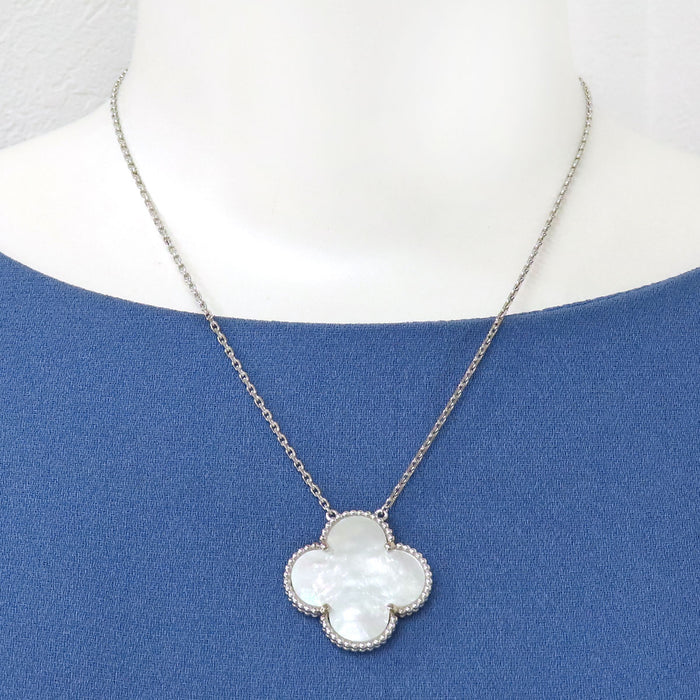 Van Cleef & Arpels 
マジック アルハンブラ ネックレス