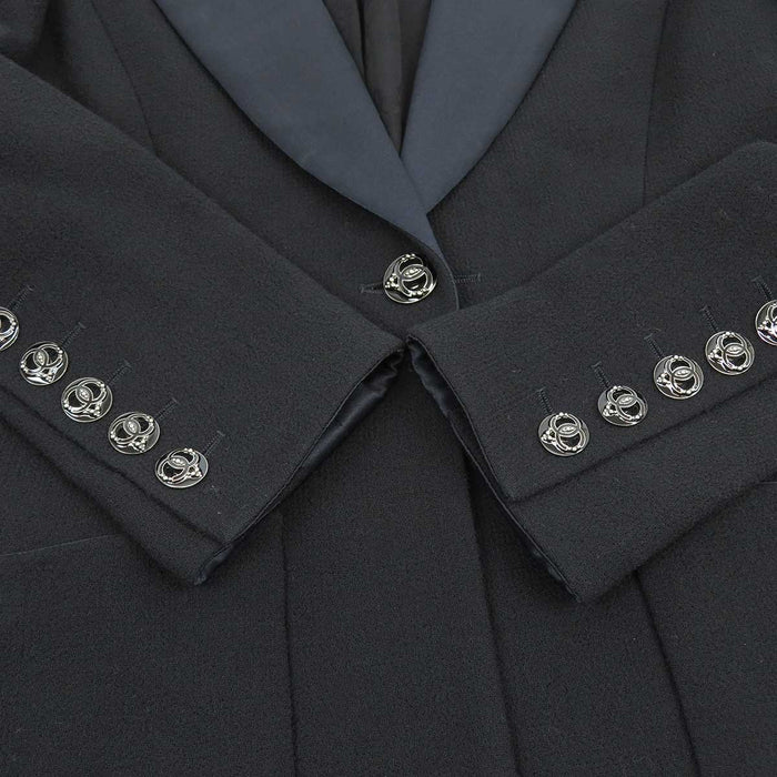 CHANEL 
COCO CC bottone 09C rever di seta 
marchio Coco giacca di lana