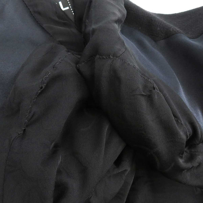 CHANEL 
COCO CC bottone 09C rever di seta 
marchio Coco giacca di lana