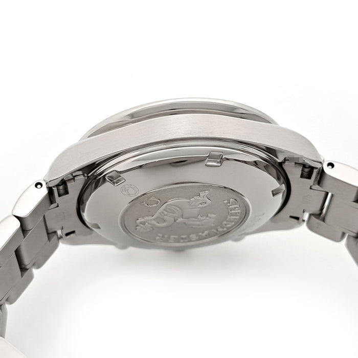 OMEGA 
Speedmaster Date Automatique