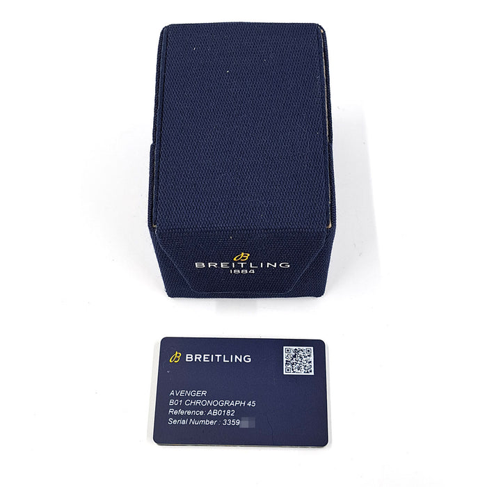 BREITLING 
アベンジャー B01 クロノグラフ 45 500本限定 
箱ギャラ付