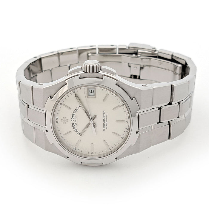 VACHERON CONSTANTIN 
Overseas Medio 
Con scatola e garanzia