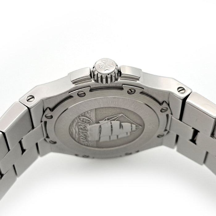 VACHERON CONSTANTIN 
Overseas Medio 
Con scatola e garanzia