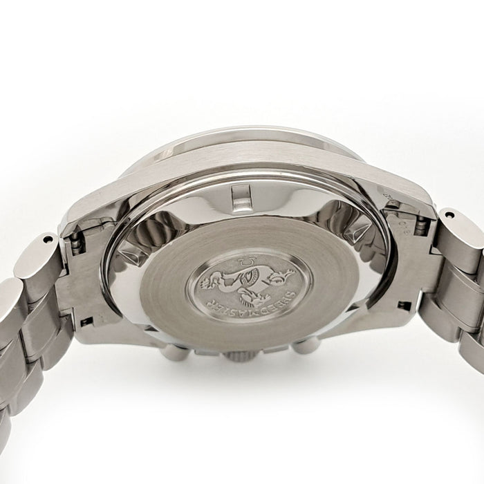 OMEGA 
Speedmaster Broad Arrow 1ST Replica 
With box and warranty card