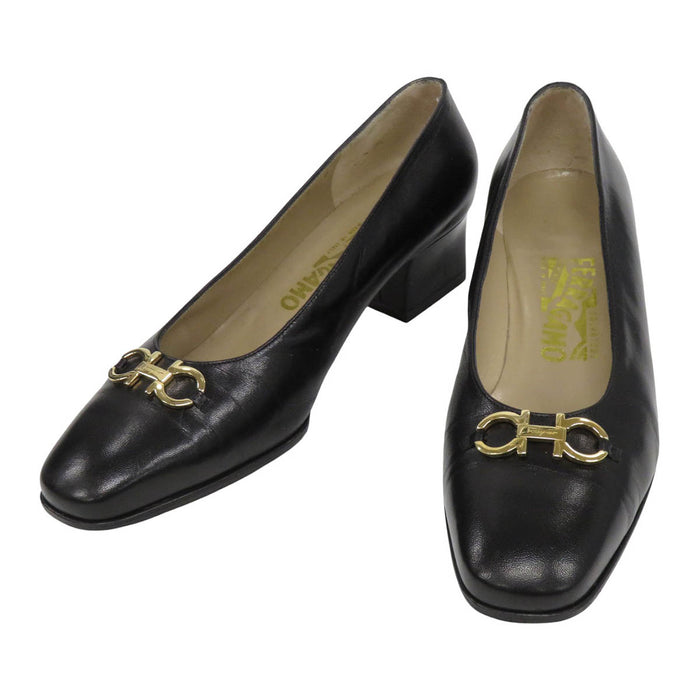 Salvatore Ferragamo
pelle
décolleté Gancini