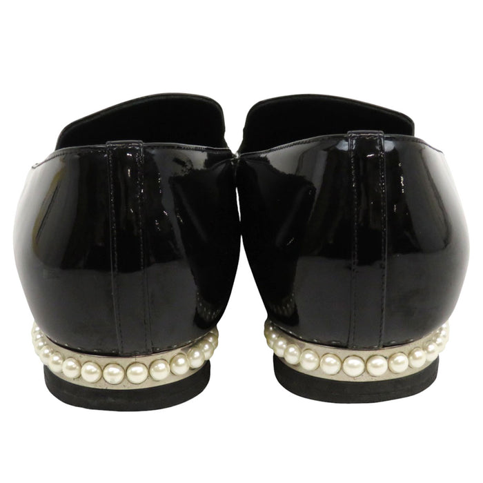 CHANEL 
COCO CC パテント 
ココマーク コスチュームパール スリッポン