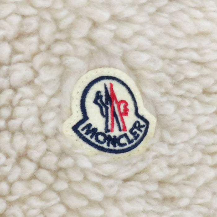 MONCLER 
ワッペン ダブルジップ 2023年製 
バックロゴ エンブロイダリー ボア ジップアップ パーカー