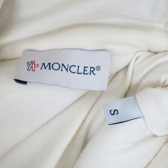 MONCLER 
ワッペン ダブルジップ 2023年製 
バックロゴ エンブロイダリー ボア ジップアップ パーカー