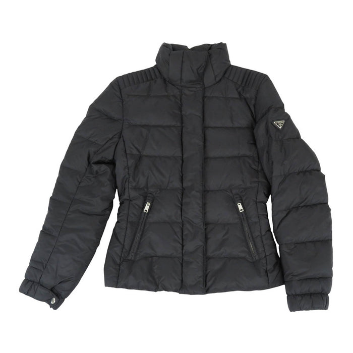 PRADA 
ナイロン ハイネック 
トライアングルロゴ ダウンジャケット