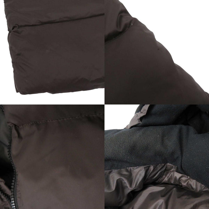 MONCLER 
ワッペン ジップアップ フード ナイロン 
ダウンジャケット