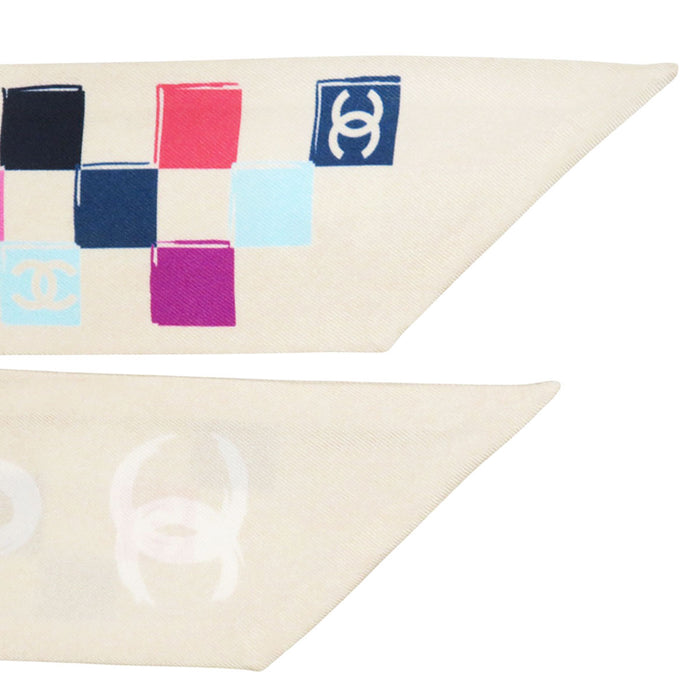 CHANEL 
COCO CC ロゴ ハート 
ココマーク スカーフ