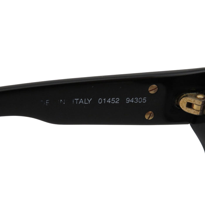 CHANEL 
COCO CC logo Wellington 
Occhiali da sole con logo Coco