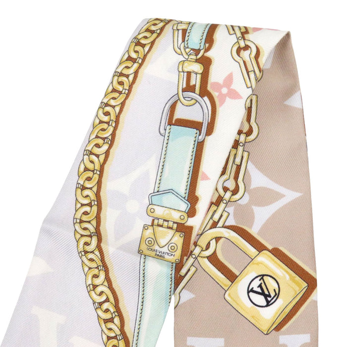 路易威登
LV 标志 挂锁 图案 丝绸 细长围巾 BB 终极 围巾
单色印花