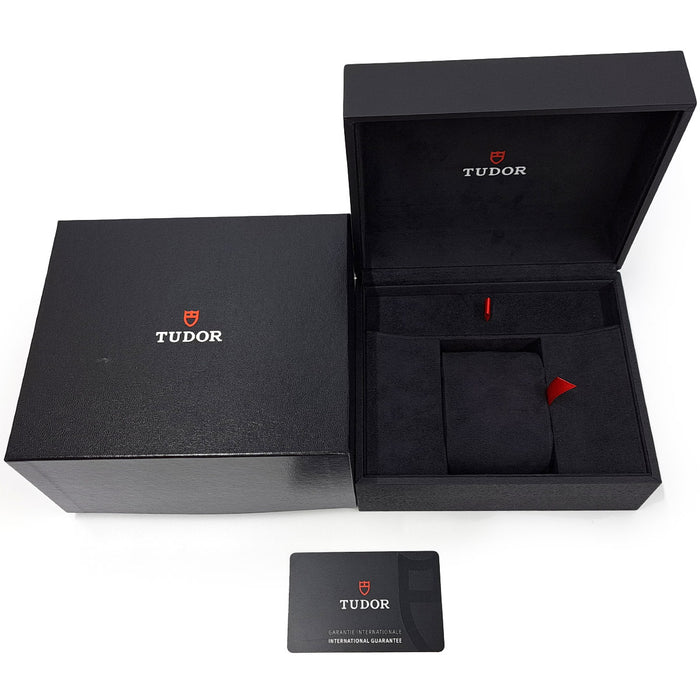 TUDOR Black Bay 32 with box and warranty card