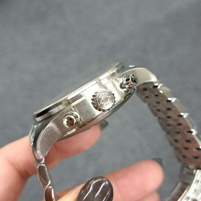 【VENTE EN GROS】
IWC 
IWIW377710 
Boîte (détérioration de la boîte intérieure) Garantie Outils