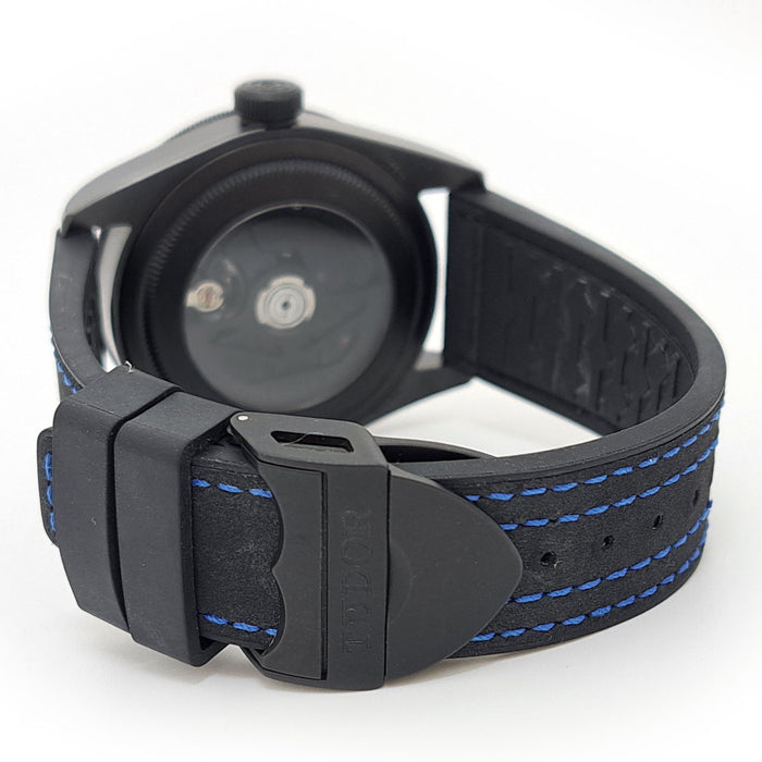 TUDOR 
ブラックベイ セラミック ブルーダイヤル 
箱ギャラ付