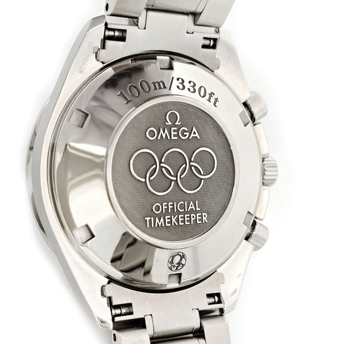 OMEGA
Speedmaster Date Specialties Olympic
With warranty card