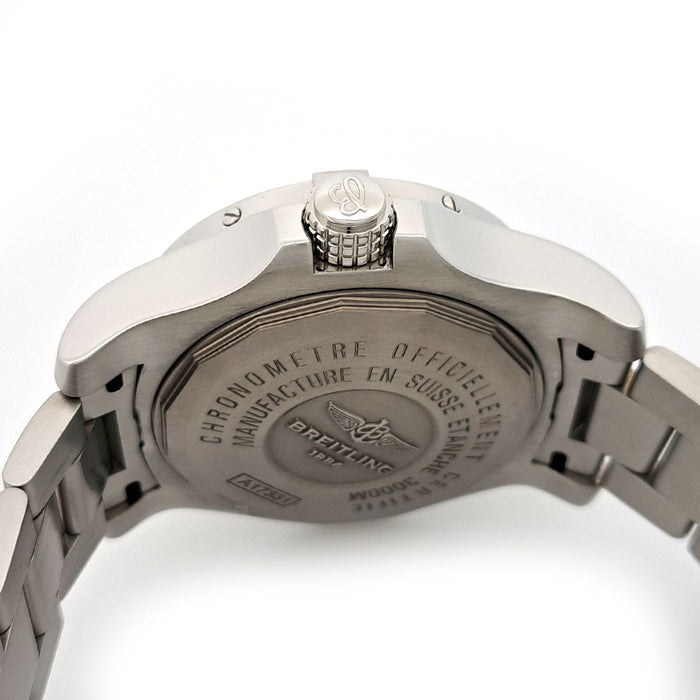 BREITLING 
アベンジャーII シーウルフ 
箱ギャラ付