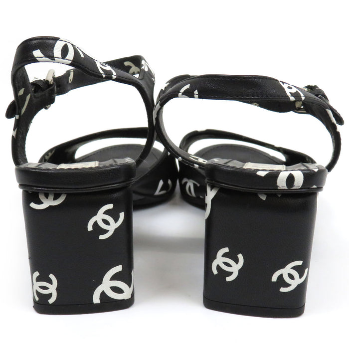 CHANEL 
COCO CC ロゴ 総柄 レザー 22S 
ココマーク オープントゥ サンダル
