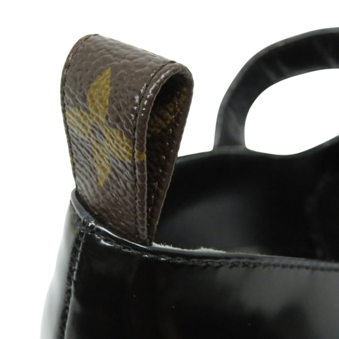 LOUIS VUITTON
LV Scarpe con tacco alto in pelle verniciata
Scarpe a punta della linea Start Trail
Monogramma