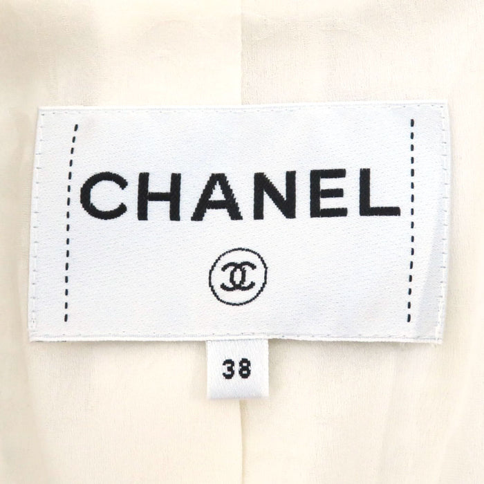 香奈儿
COCO CC 可可按钮 狮子 七分袖
可可标志 双排扣 花呢 夹克