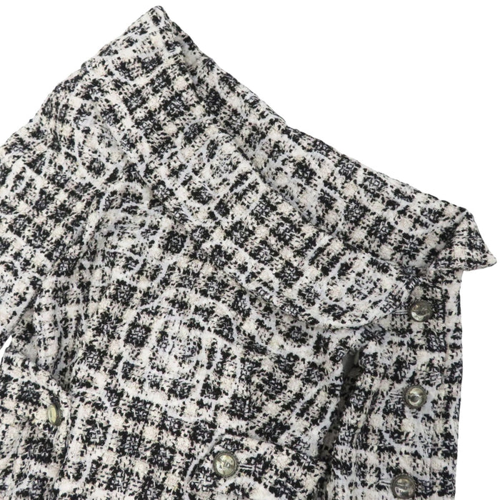 CHANEL 
COCO CC manica a tre quarti 
camelia tweed monospalla abito