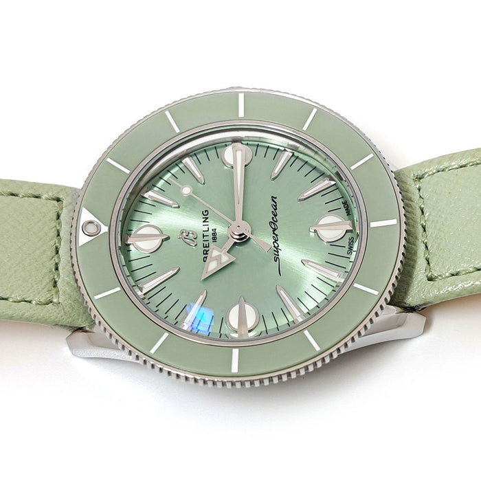 BREITLING 
スーパーオーシャン ヘリテージ 57 
箱ギャラ付