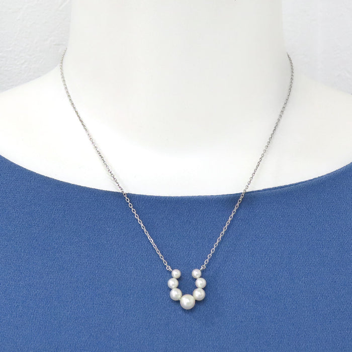 MIKIMOTO 
Pearl Necklace