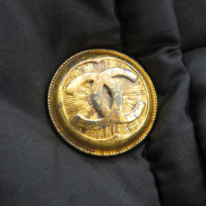 CHANEL 
COCO CC Coco Button Logo Sideline Logo Tape High Neck 
Coco Mark Vintage Silk Down Coat