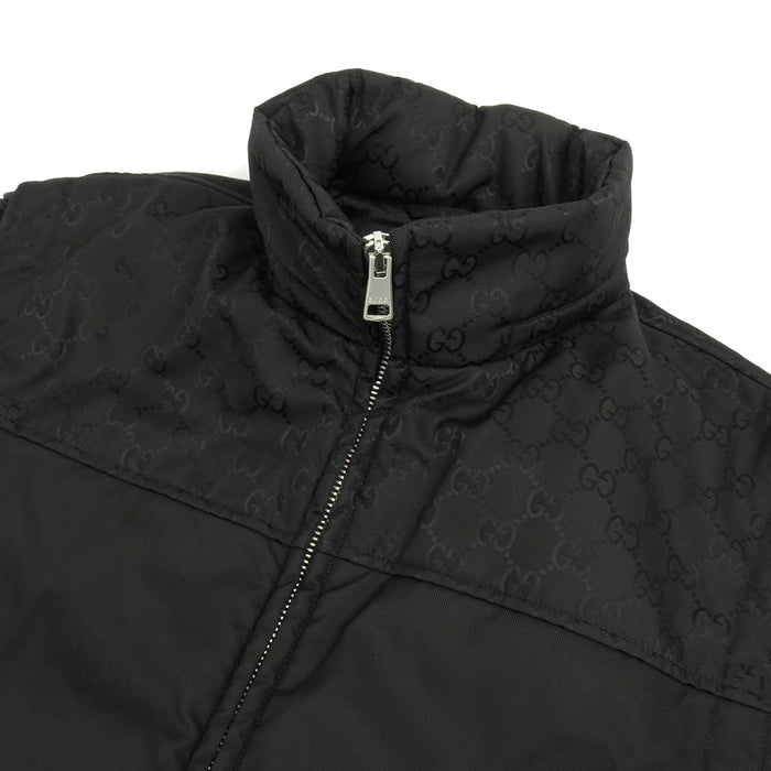 GUCCI 
Logo High Neck Double Zip Nylon 
GG Zip-up Padded Vest