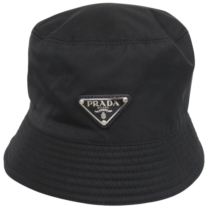 PRADA 
Triangle logo Rinalylon 
Re-Nylon bob