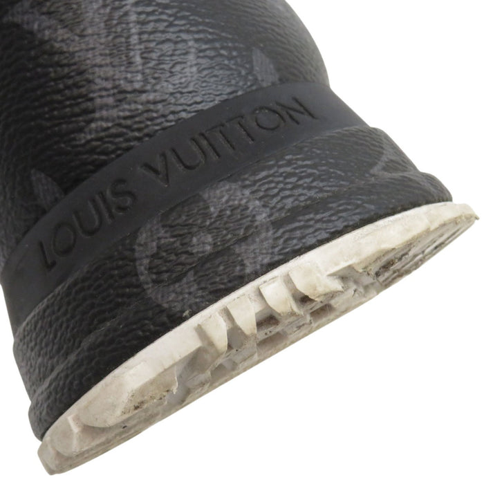 LOUIS VUITTON 
LV Leather 
Runaway Line Sneakers 
Monogram