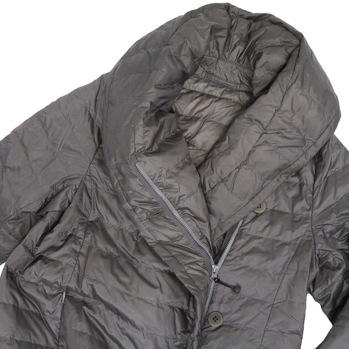 ISSEY MIYAKE 
ハート ナイロン ライトダウン 
HaaT ショールカラー ダウンコート