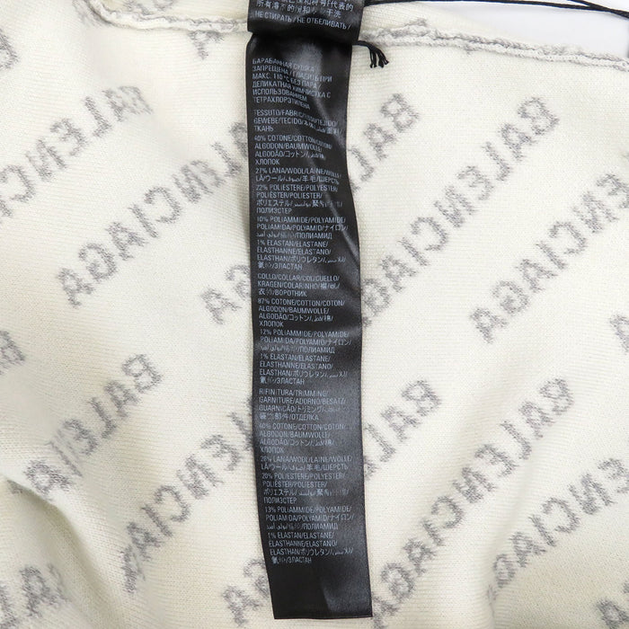 BALENCIAGA 
All-over pattern 2022 model 
All-over logo knit