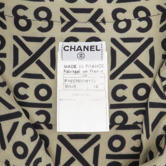 CHANEL 
CC 00A chiffon 
COCO all-over pattern silk blouse