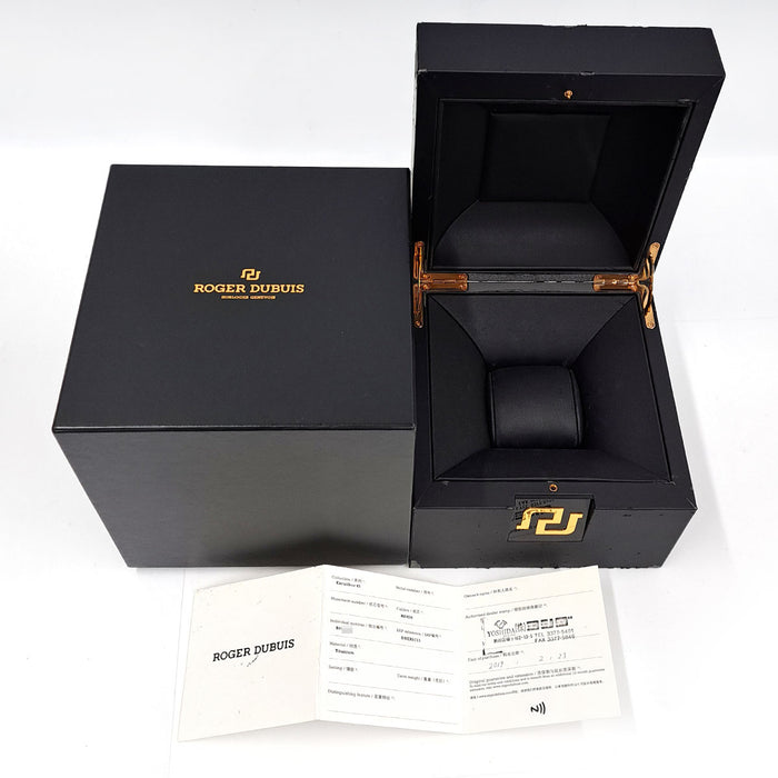 ROGER DUBUIS 
Excalibur 45 Yoshida spécial 
boîte avec garantie