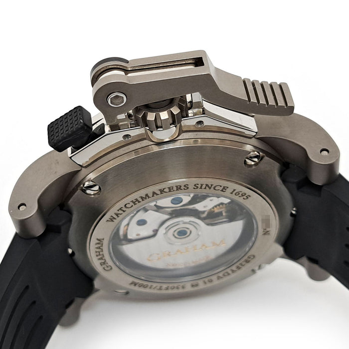 GRAHAM 
Chronofighter Oversize 
With box and warranty card