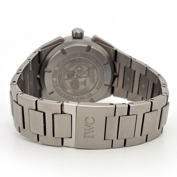 IWC 
インヂュニア クロノグラフ AMG 
箱ギャラ付