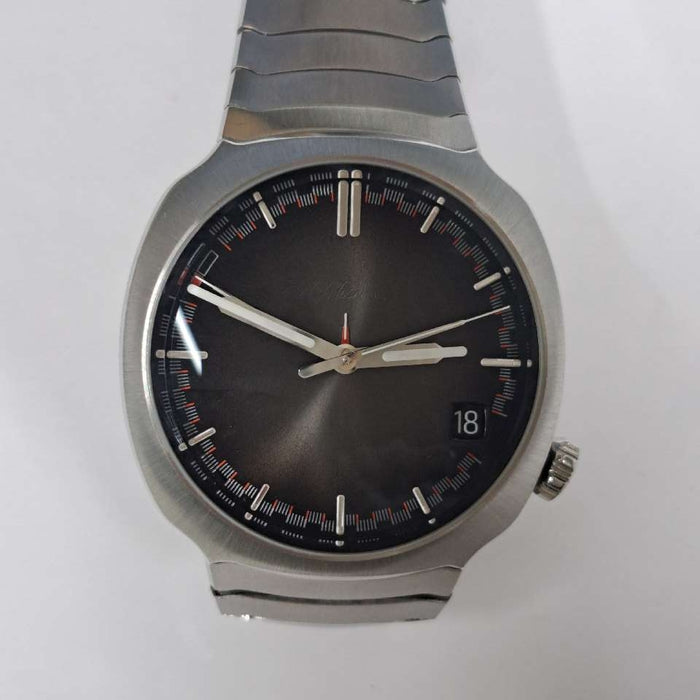 【WHOLESALES】
6812.12 
H. Moser 
Box Guarantee