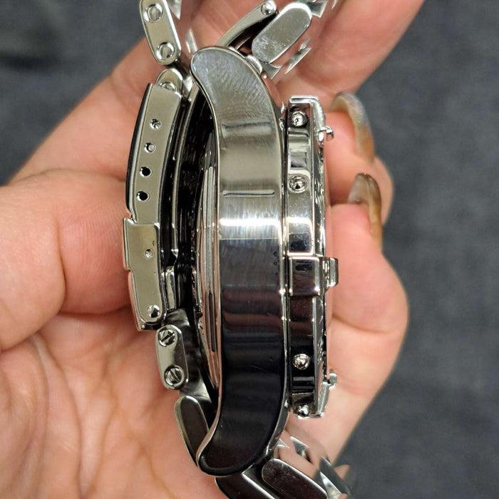 【WHOLESALES】
BREITLING 
A1111B83PRS 
内箱（劣化）　ギャランティ　クロノメーター証