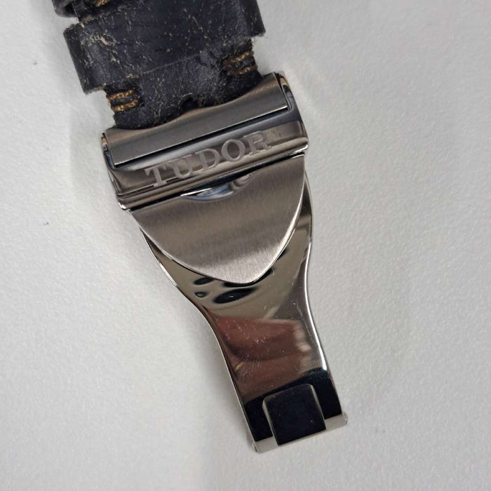 【WHOLESALES】
TUDOR 
79220R 
箱（内箱破損）　ギャランティ　ナイロンベルト（使用感あり）