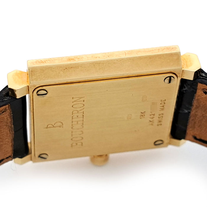 宝诗龙
钻石白贝壳 4颗钻石