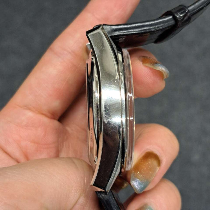 【WHOLESALES】
ZENITH 
03.2080.4021./01.C494 
箱