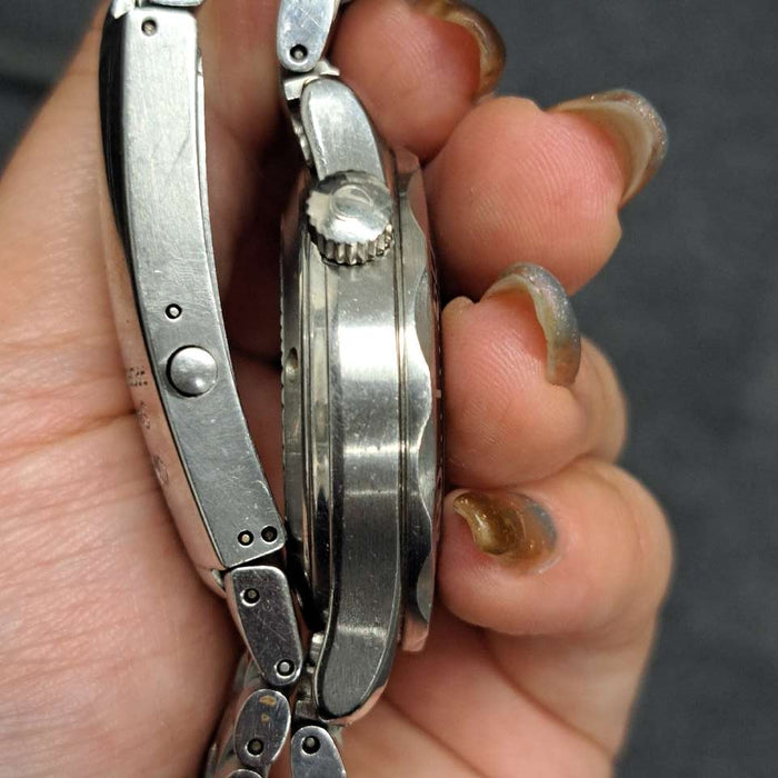 【WHOLESALES】
OMEGA 
2262.5 
ギャランティ