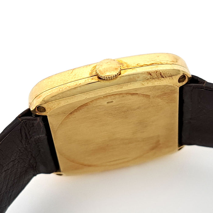 IWC  
沙夫豪森 老款國際錶 枕形錶殼 Cal.423  
附盒