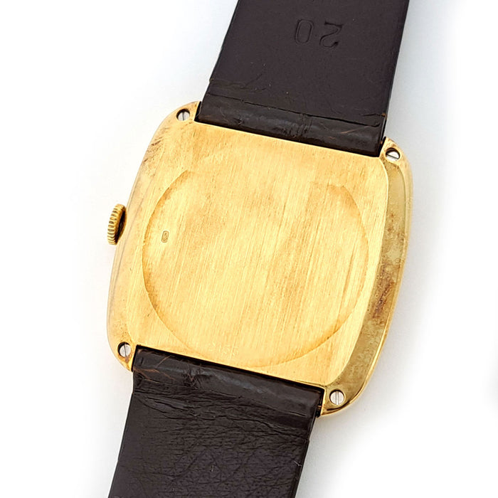 IWC  
Schaffhausen Ancien Inter Boîtier Coussin Cal.423  
Avec boîte